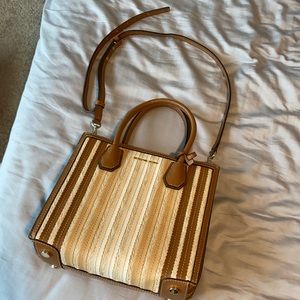 Michael kors bag. Gently used. Smoke free home